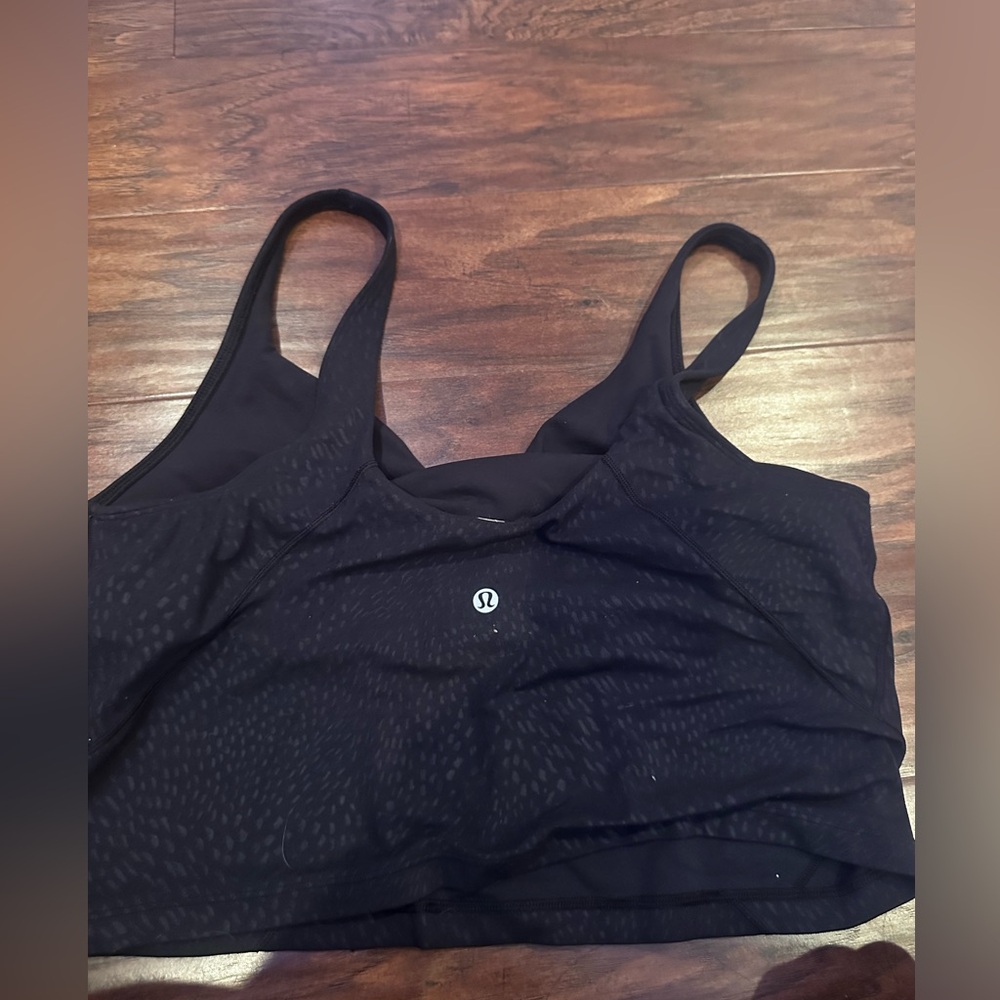 Limited Edition Black Align tank With pattern - Picture 2 of 3
